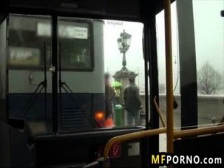 Blondie सार्वजनिक बस पर गड़बड़ लिंडसे ऑलसेन 1