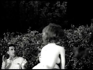 हॉलीवुड (शायद) पार्टी (1963 विंटेज, सॉटकोर, अद्यतन, विवरण देखें।)